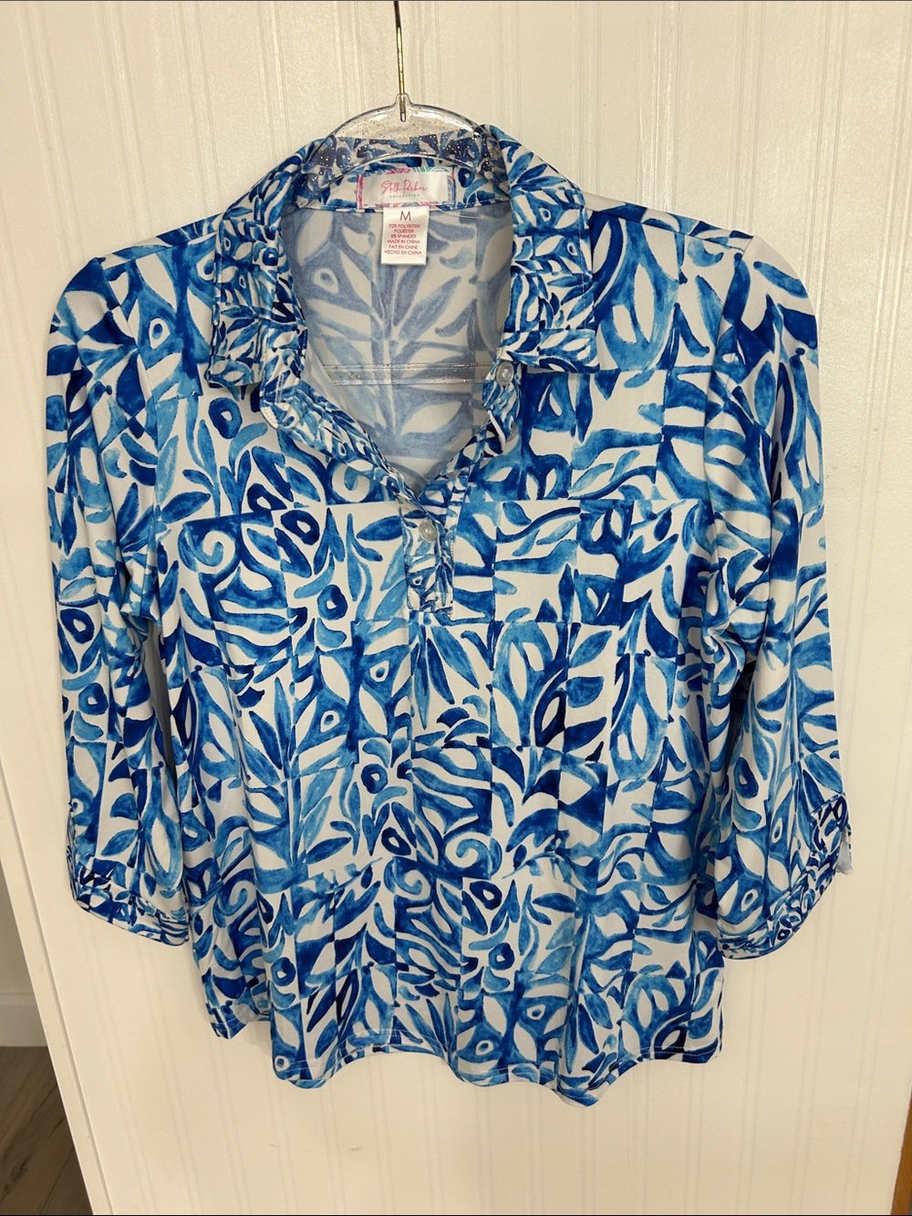 Stella Parker 3/4 sleeve button up pull over top